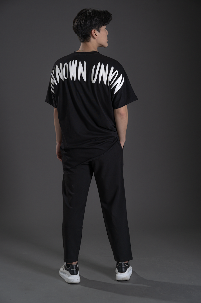 Manifesting Dreams Tee - Onyx