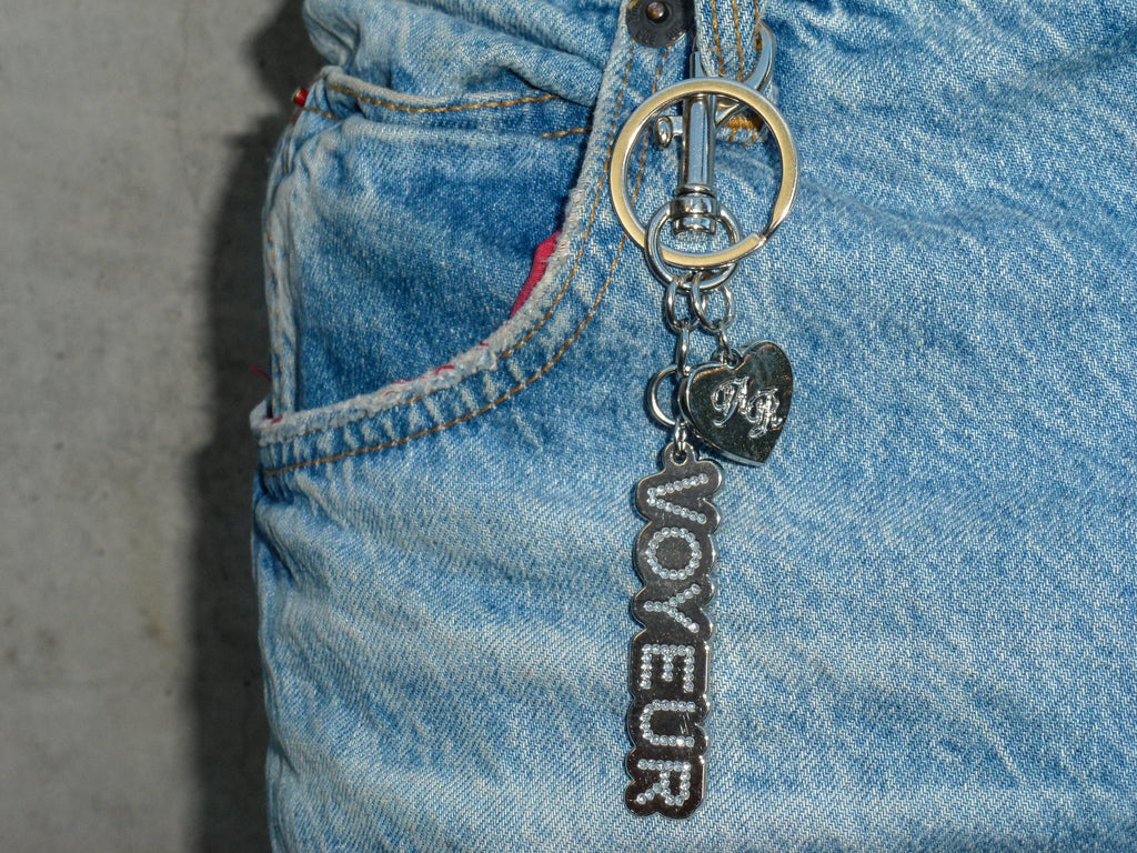 voyeur keychain